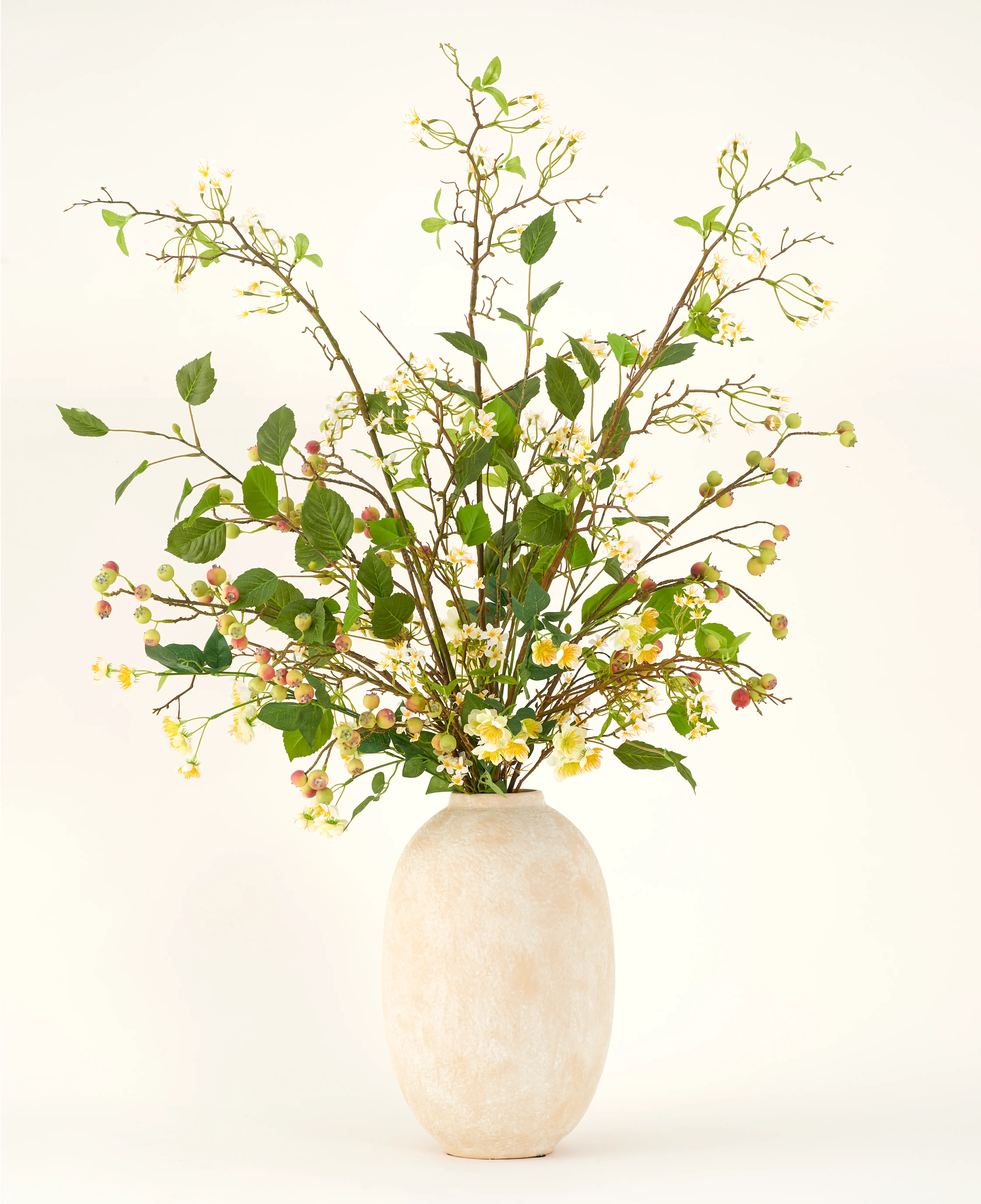 Große künstliche Blumensträuße